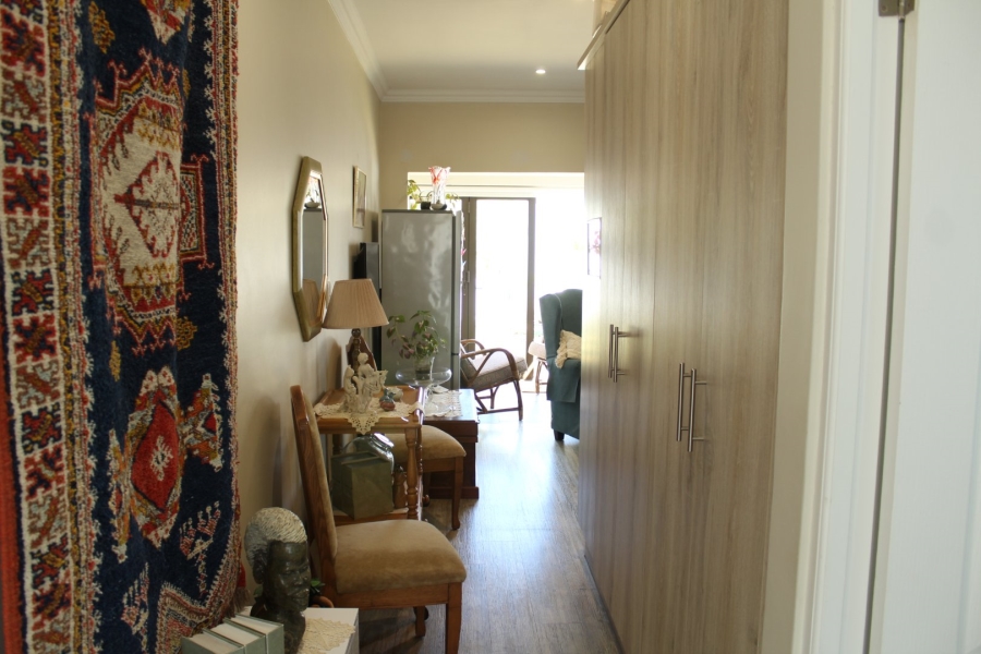 1 Bedroom Property for Sale in Zevenwacht Retirement Village Western Cape